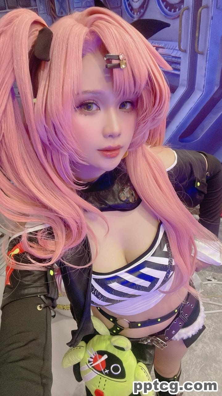 Pyon Lay 绝区零 妮可·德玛拉 Nicole Demara-奈奈COS Pyon Lay 绝区零 妮可·德玛拉 Nicole Demara