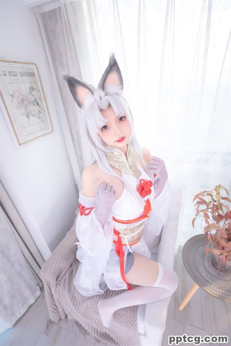 神楽坂真冬 白丝胡桃-奈奈COS 神楽坂真冬 白丝胡桃