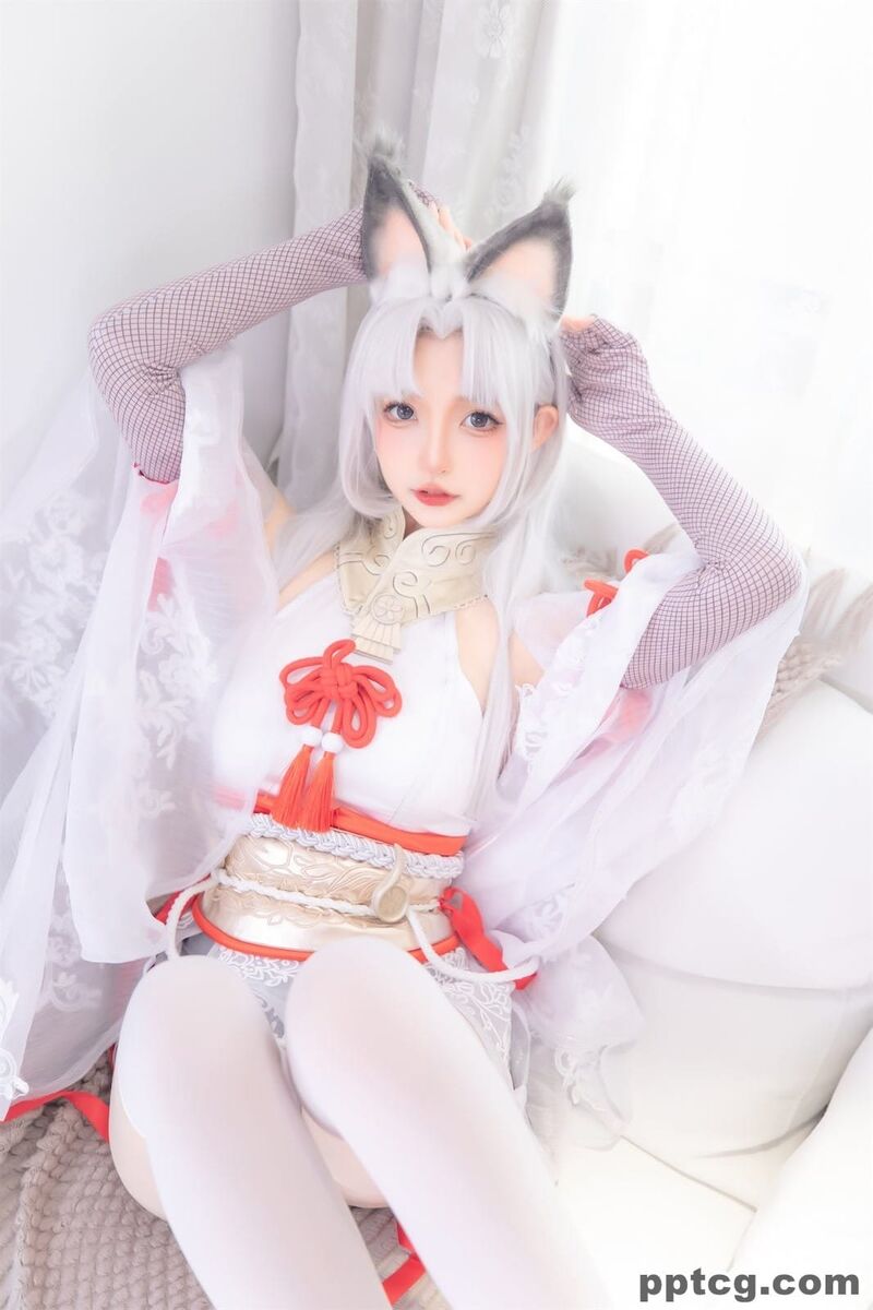 神楽坂真冬 白丝胡桃-奈奈COS 神楽坂真冬 白丝胡桃