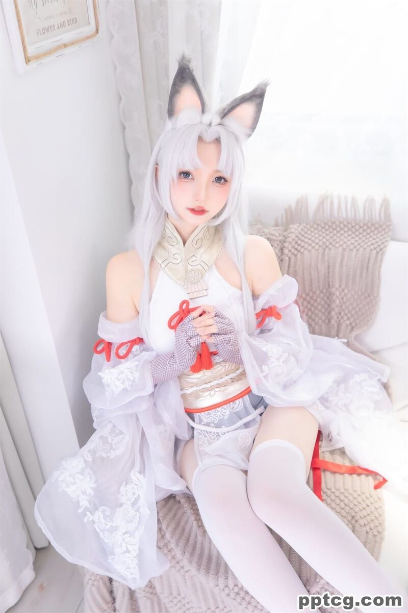 神楽坂真冬 白丝胡桃-奈奈COS 神楽坂真冬 白丝胡桃