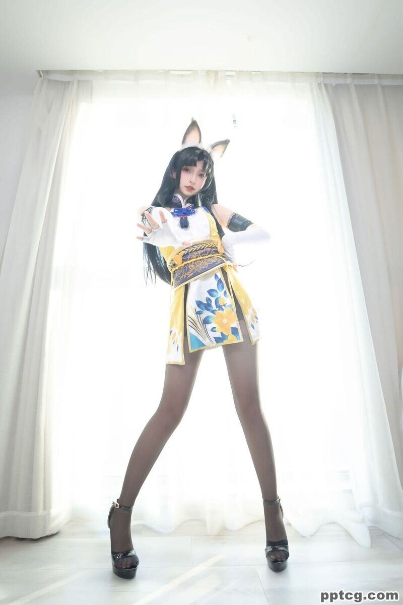 神楽坂真冬 黑丝胡桃-奈奈COS 神楽坂真冬 黑丝胡桃