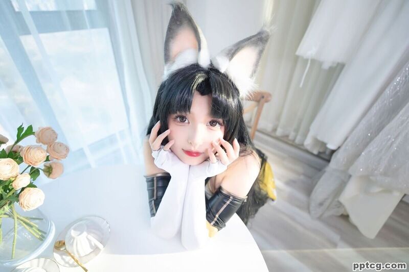 神楽坂真冬 黑丝胡桃-奈奈COS 神楽坂真冬 黑丝胡桃