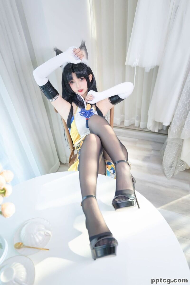 神楽坂真冬 黑丝胡桃-奈奈COS 神楽坂真冬 黑丝胡桃