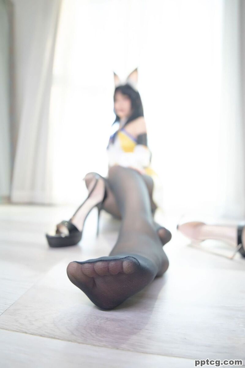 神楽坂真冬 黑丝胡桃-奈奈COS 神楽坂真冬 黑丝胡桃