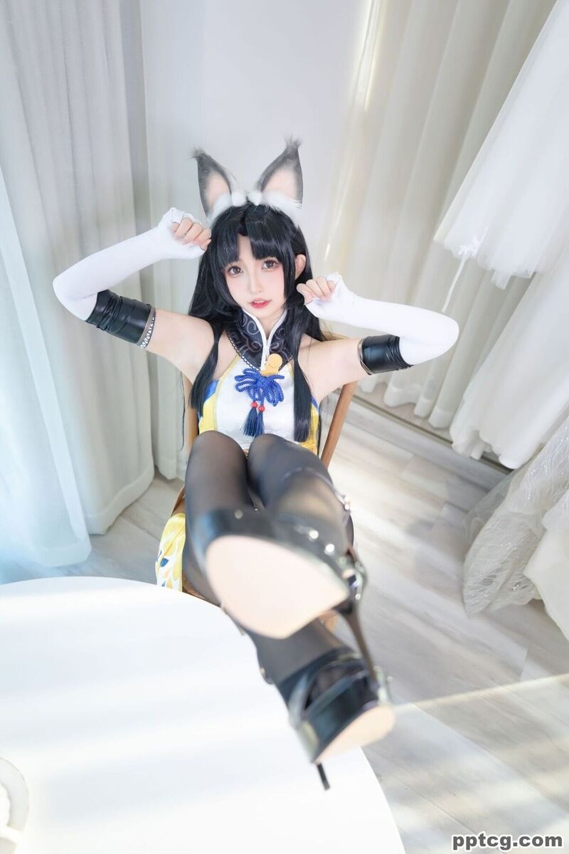 神楽坂真冬 黑丝胡桃-奈奈COS 神楽坂真冬 黑丝胡桃