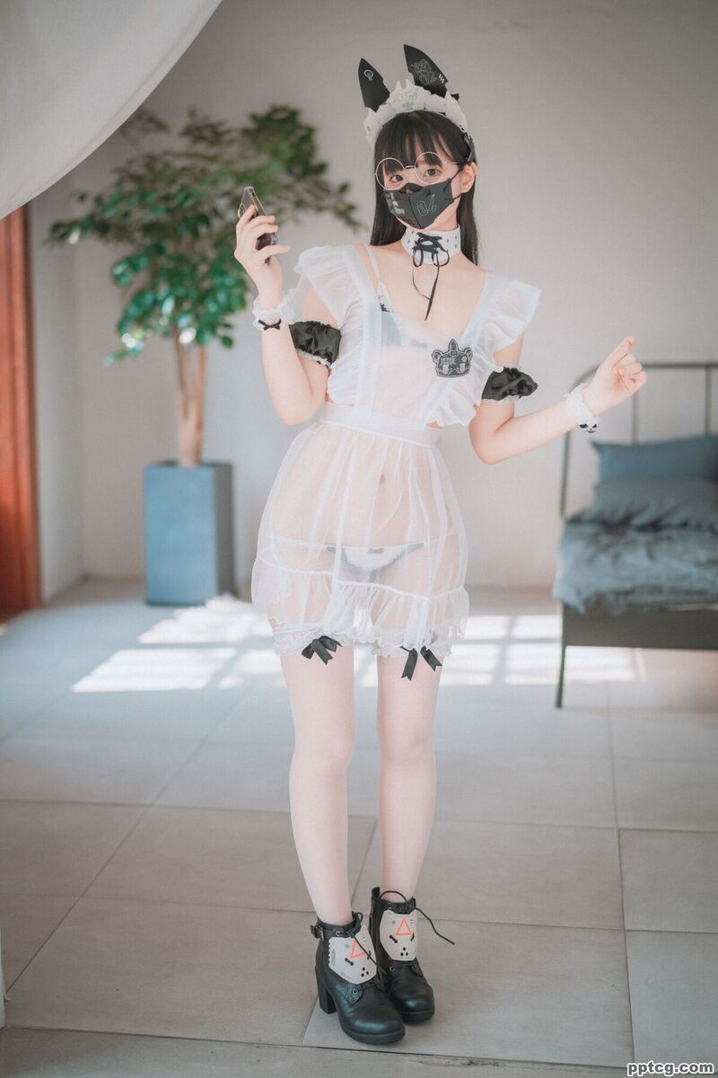 Jenny (정제니) DJAWA Maid Mansion