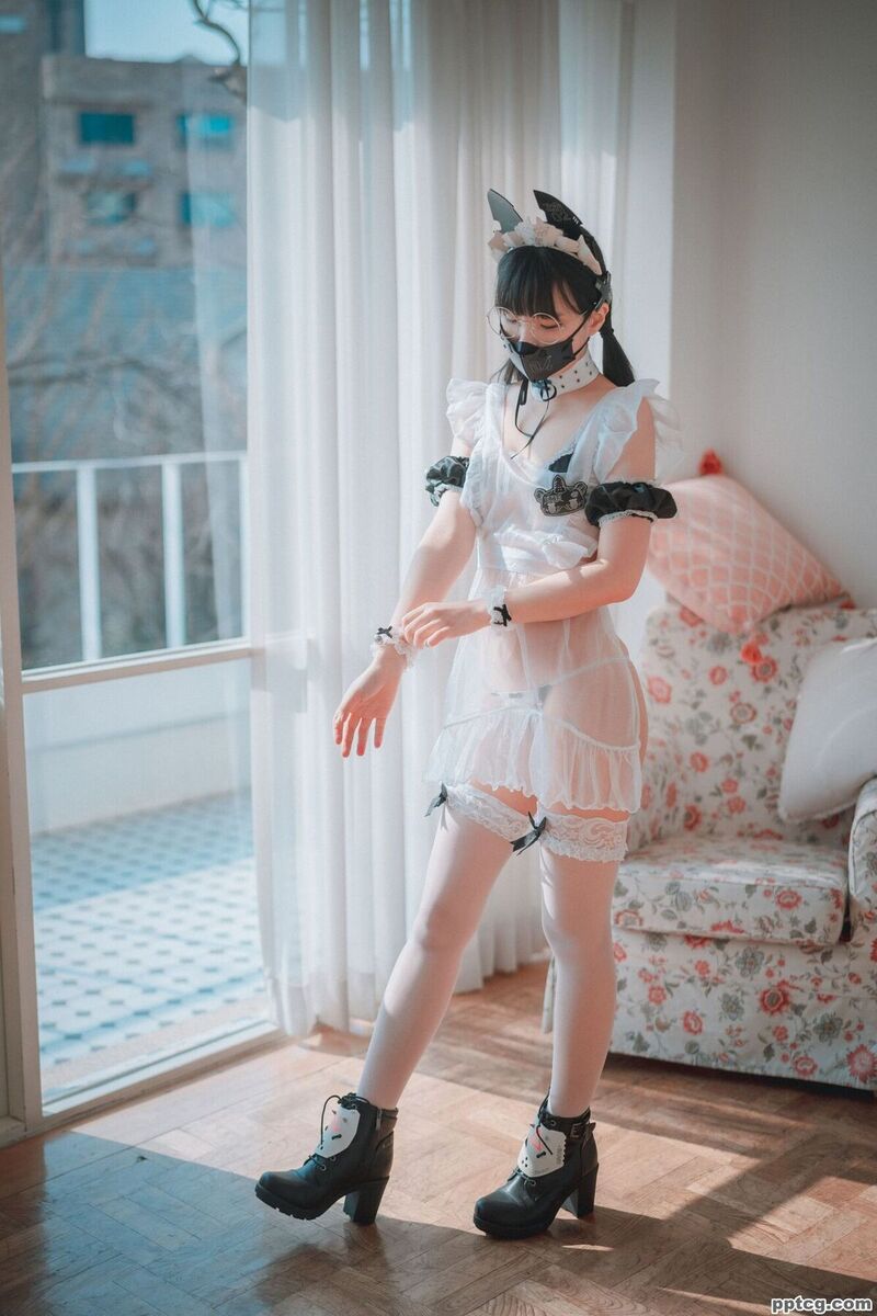 Jenny (정제니) DJAWA Maid Mansion
