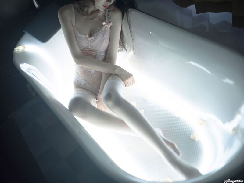 一米八的大梨子 思念如苦海-奈奈COS 一米八的大梨子 思念如苦海