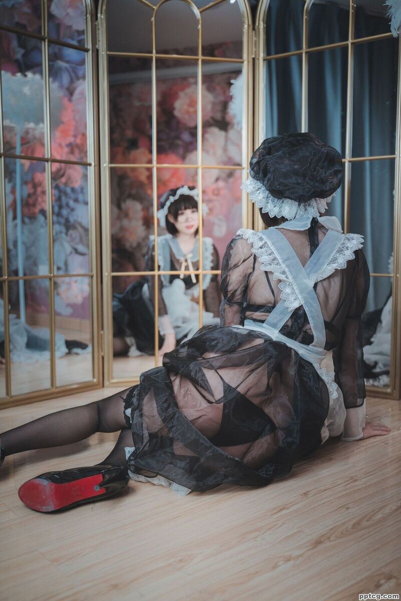西园寺南歌 透明女仆-奈奈COS 西园寺南歌 透明女仆