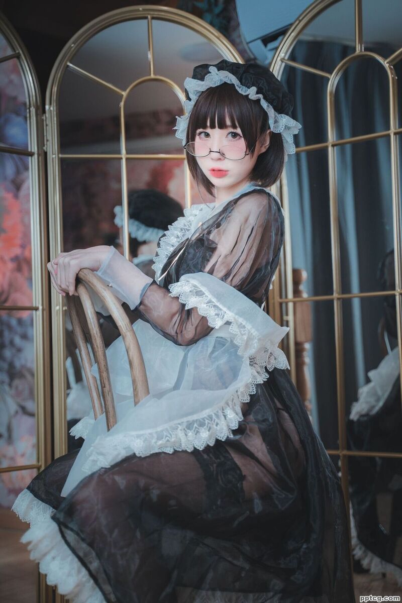 西园寺南歌 透明女仆-奈奈COS 西园寺南歌 透明女仆