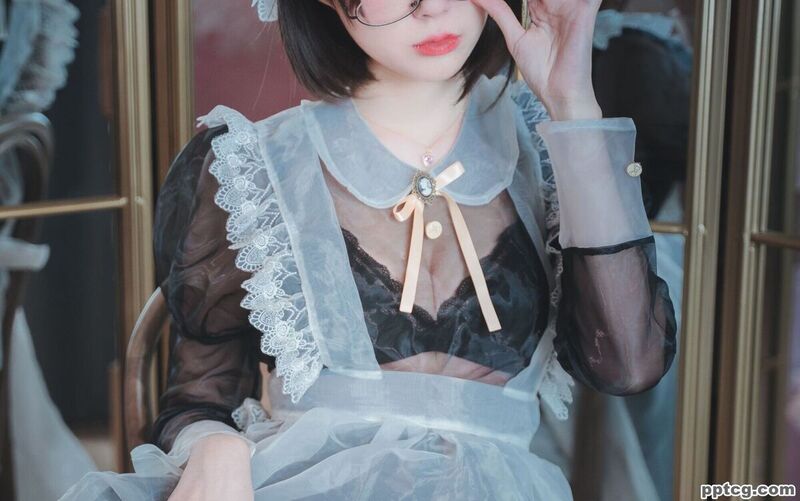 西园寺南歌 透明女仆-奈奈COS 西园寺南歌 透明女仆