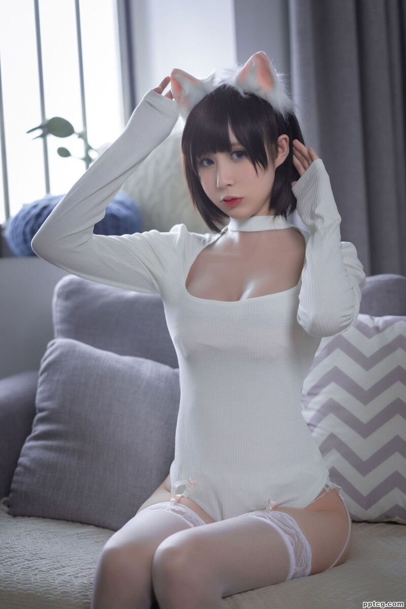 西园寺南歌 白猫白色连体衣-奈奈COS 西园寺南歌 白猫白色连体衣