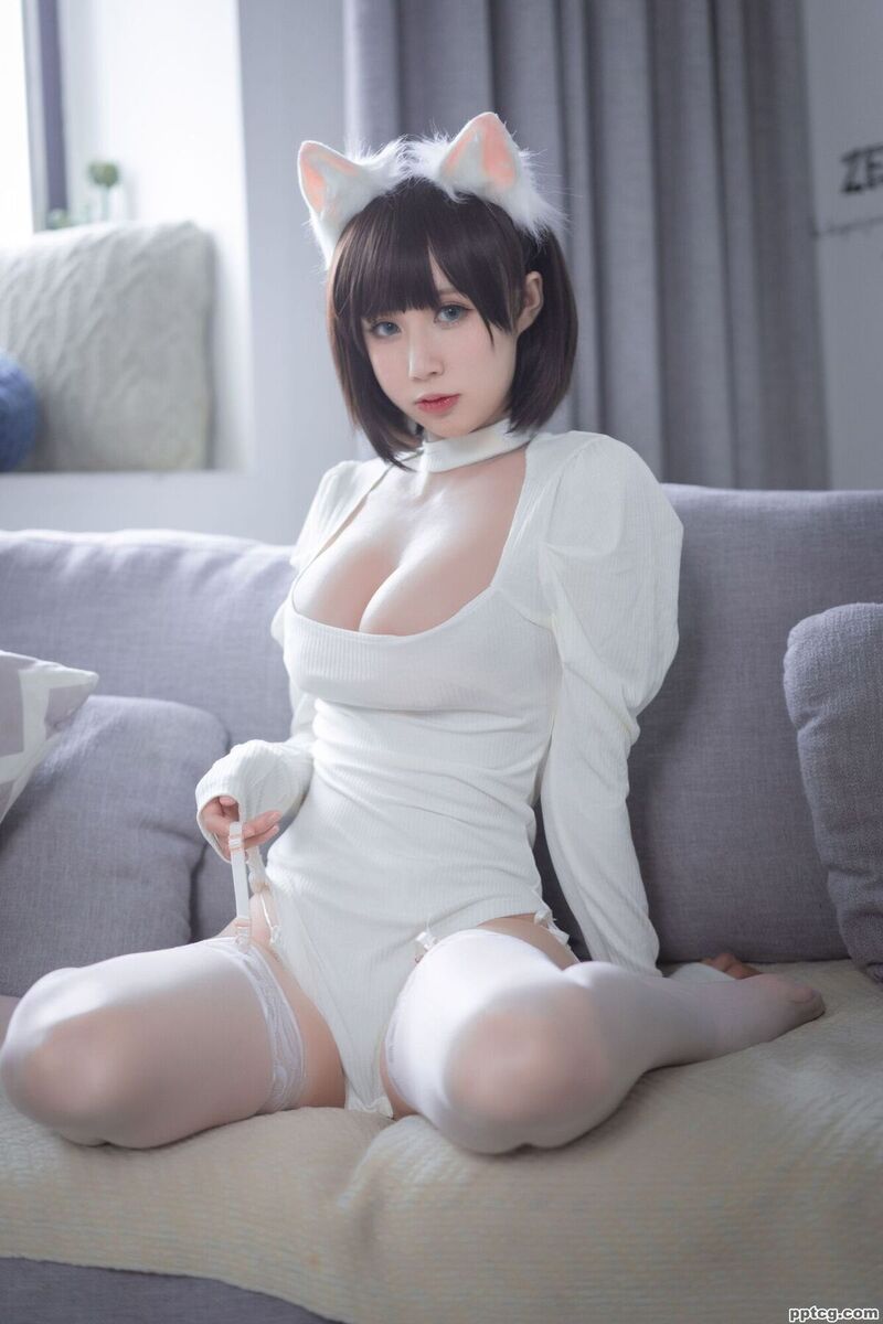西园寺南歌 白猫白色连体衣-奈奈COS 西园寺南歌 白猫白色连体衣