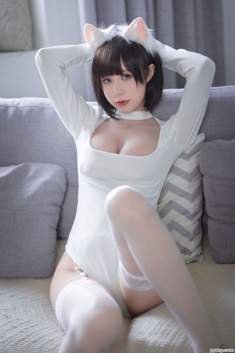 西园寺南歌 白猫白色连体衣-奈奈COS 西园寺南歌 白猫白色连体衣