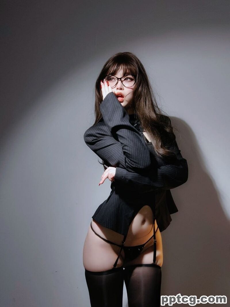 女主K 秘书 丝袜-奈奈COS 女主K 秘书 丝袜