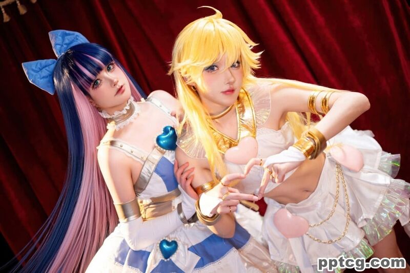 阿包也是兔娘 &苏苏苏Sofia 吊带袜天使-奈奈COS 阿包也是兔娘 &苏苏苏Sofia 吊带袜天使