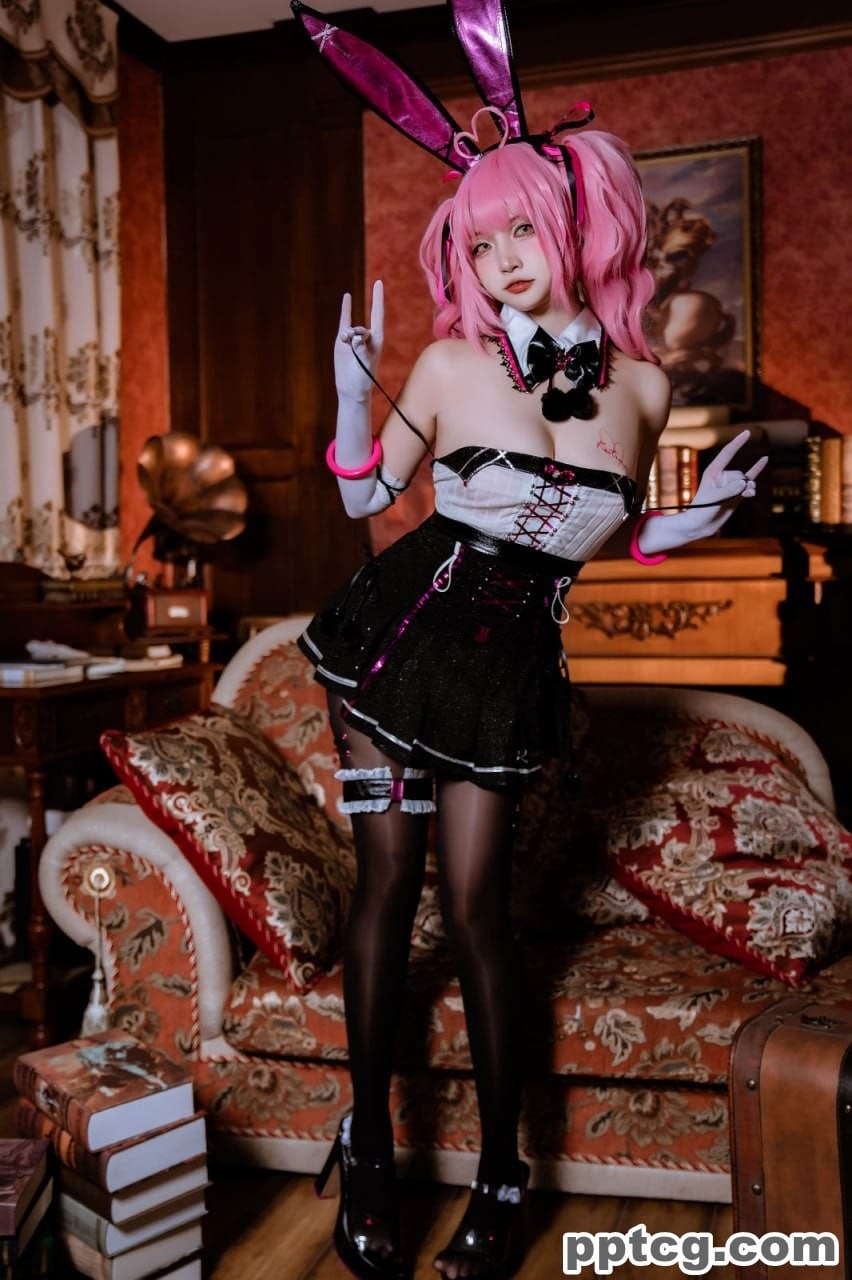 二佐Nisa 交错战线 卡提那-奈奈COS 二佐Nisa 交错战线 卡提那