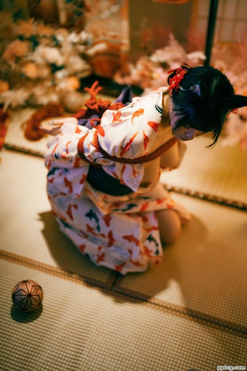 落落Raku 成人式 COS写真图集-皮皮兔动漫