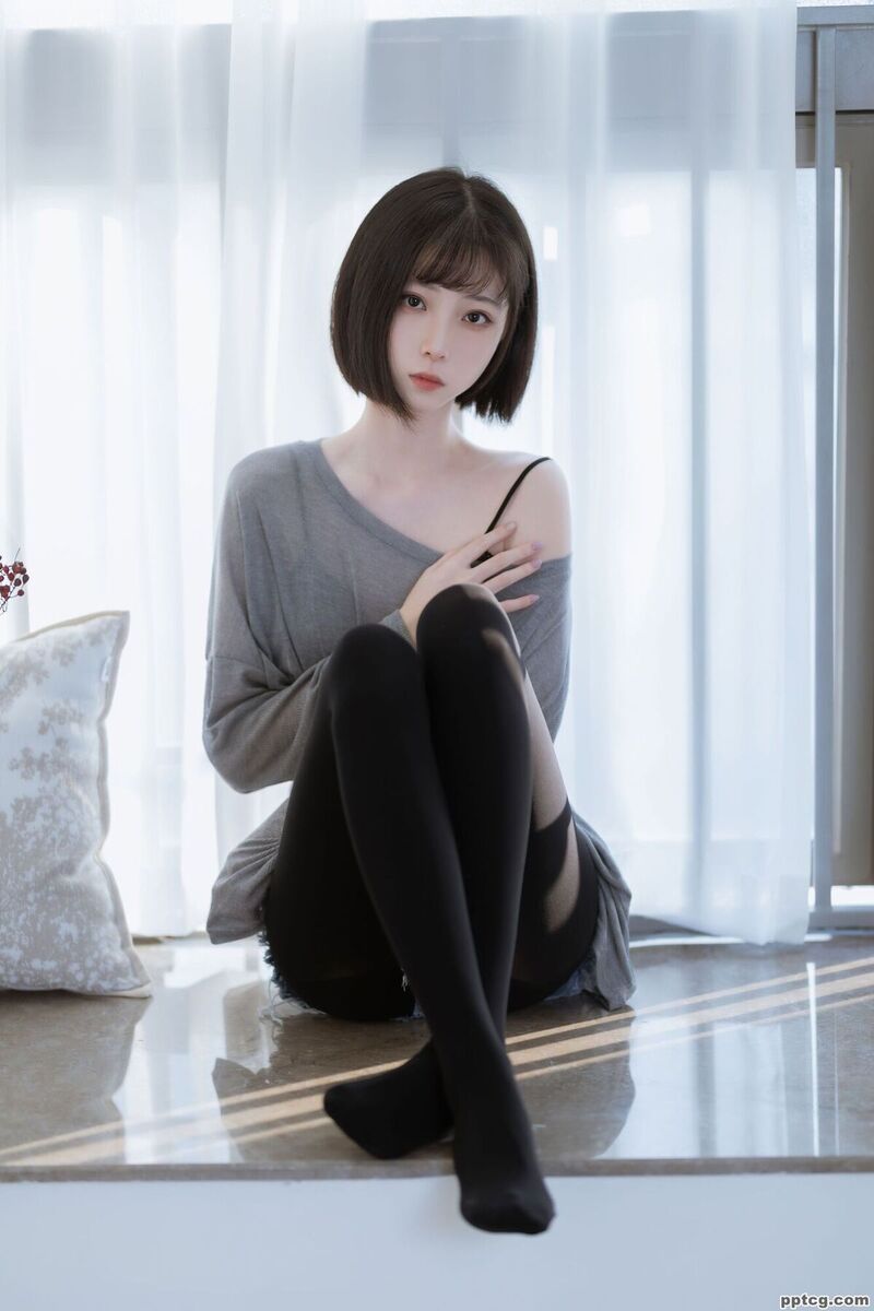 许岚LAN 半透毛衣