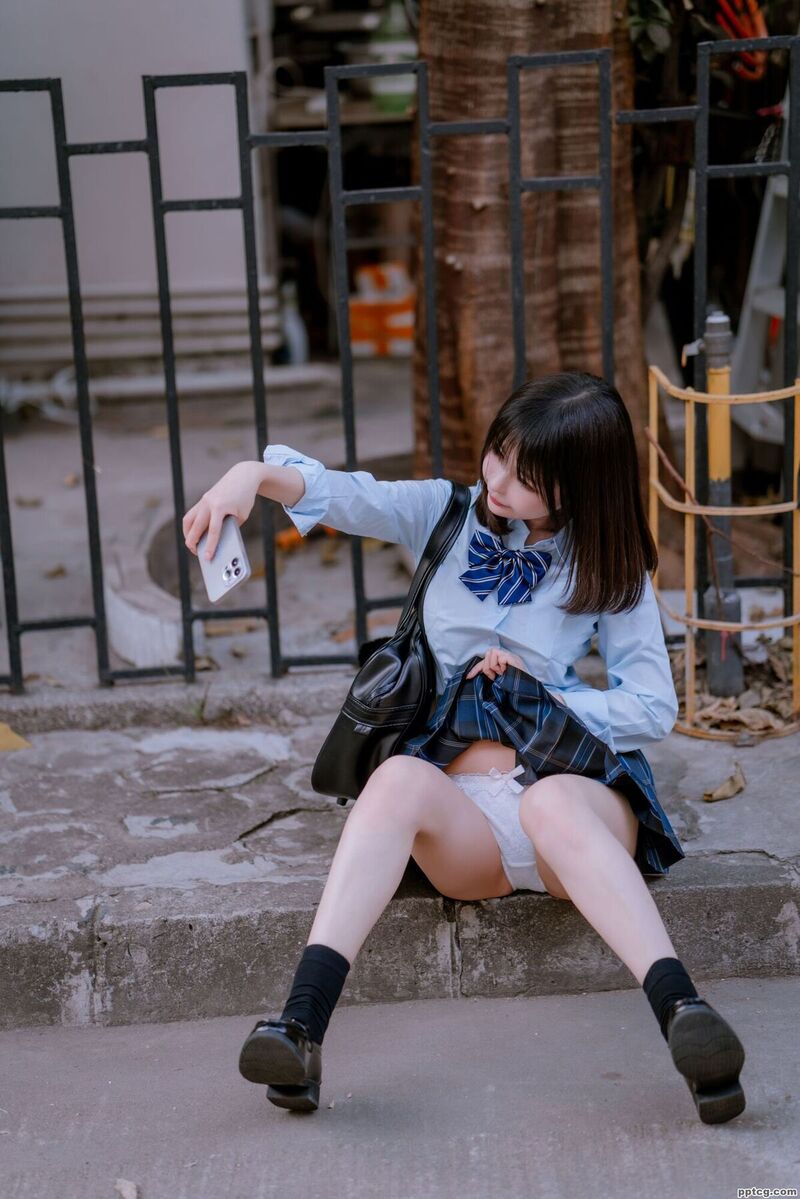 桜井宁宁 JK之居家-奈奈COS 桜井宁宁 JK之居家