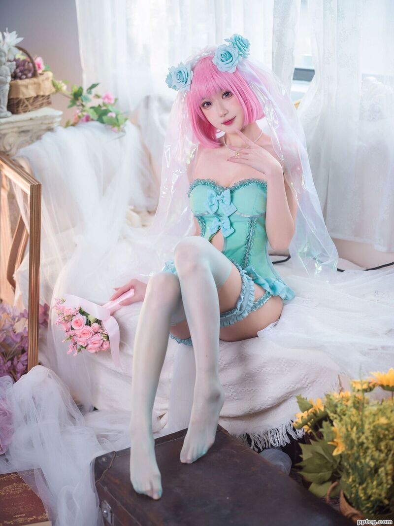阿包也是兔娘 王女梦梦 婚纱内衣-奈奈COS 阿包也是兔娘 王女梦梦 婚纱内衣