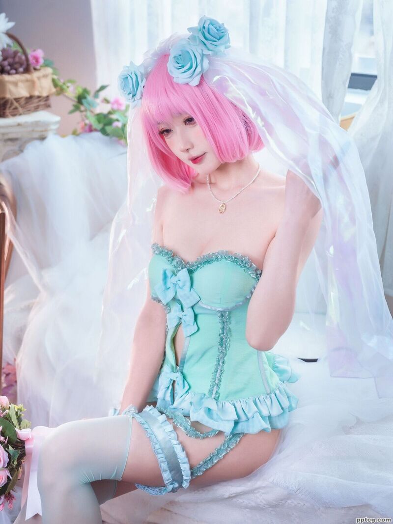 阿包也是兔娘 王女梦梦 婚纱内衣-奈奈COS 阿包也是兔娘 王女梦梦 婚纱内衣