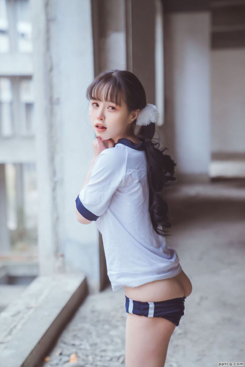 晕崽Zz 工地日記-奈奈COS 晕崽Zz 工地日記