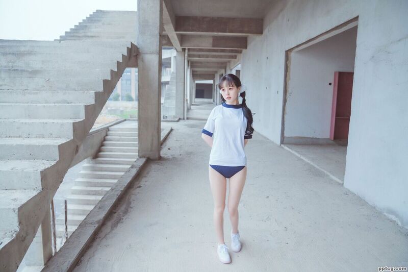 晕崽Zz 工地日記-奈奈COS 晕崽Zz 工地日記