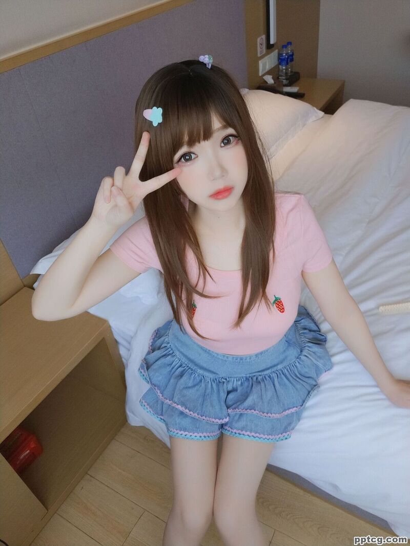 雪晴Astra 短裙妹妹-奈奈COS 雪晴Astra 短裙妹妹