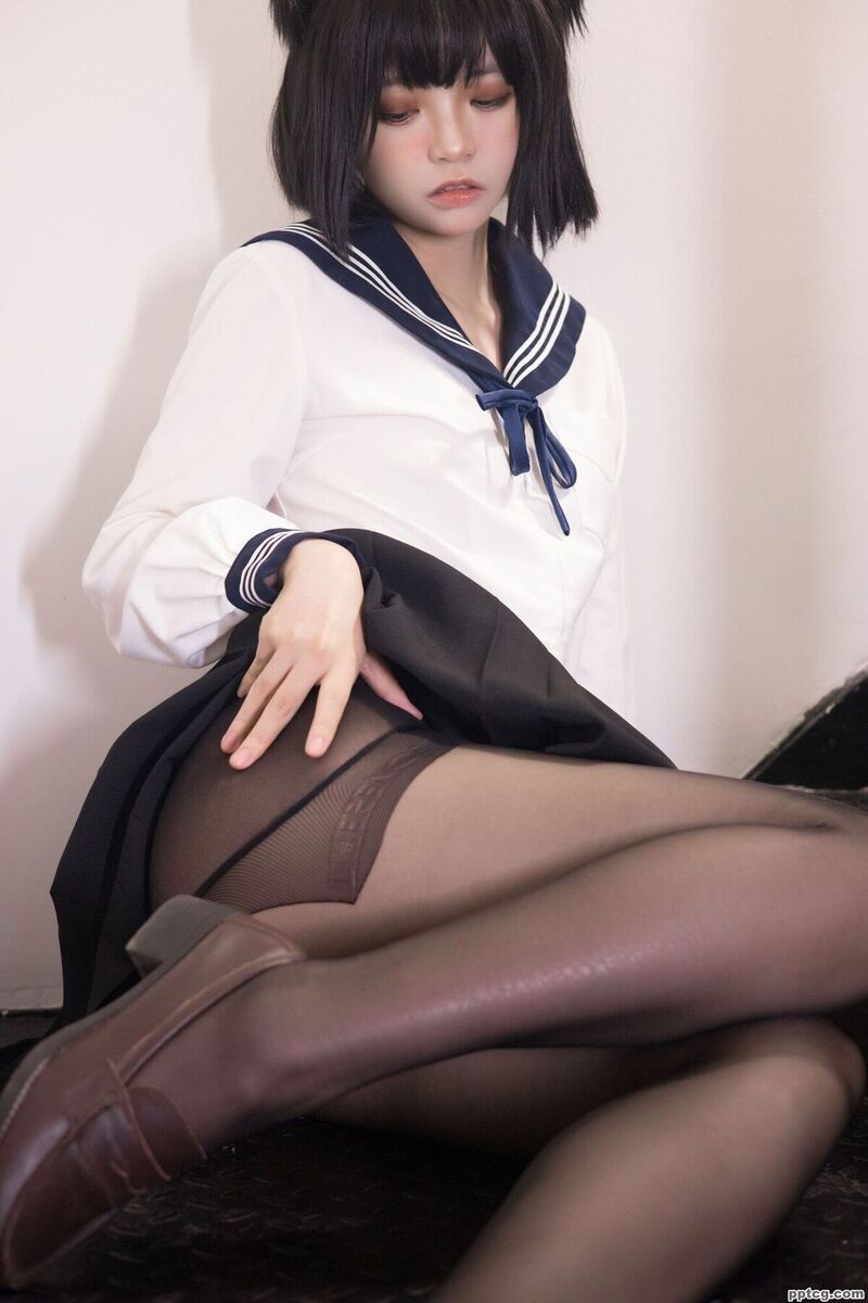 疯猫ss  制服少女