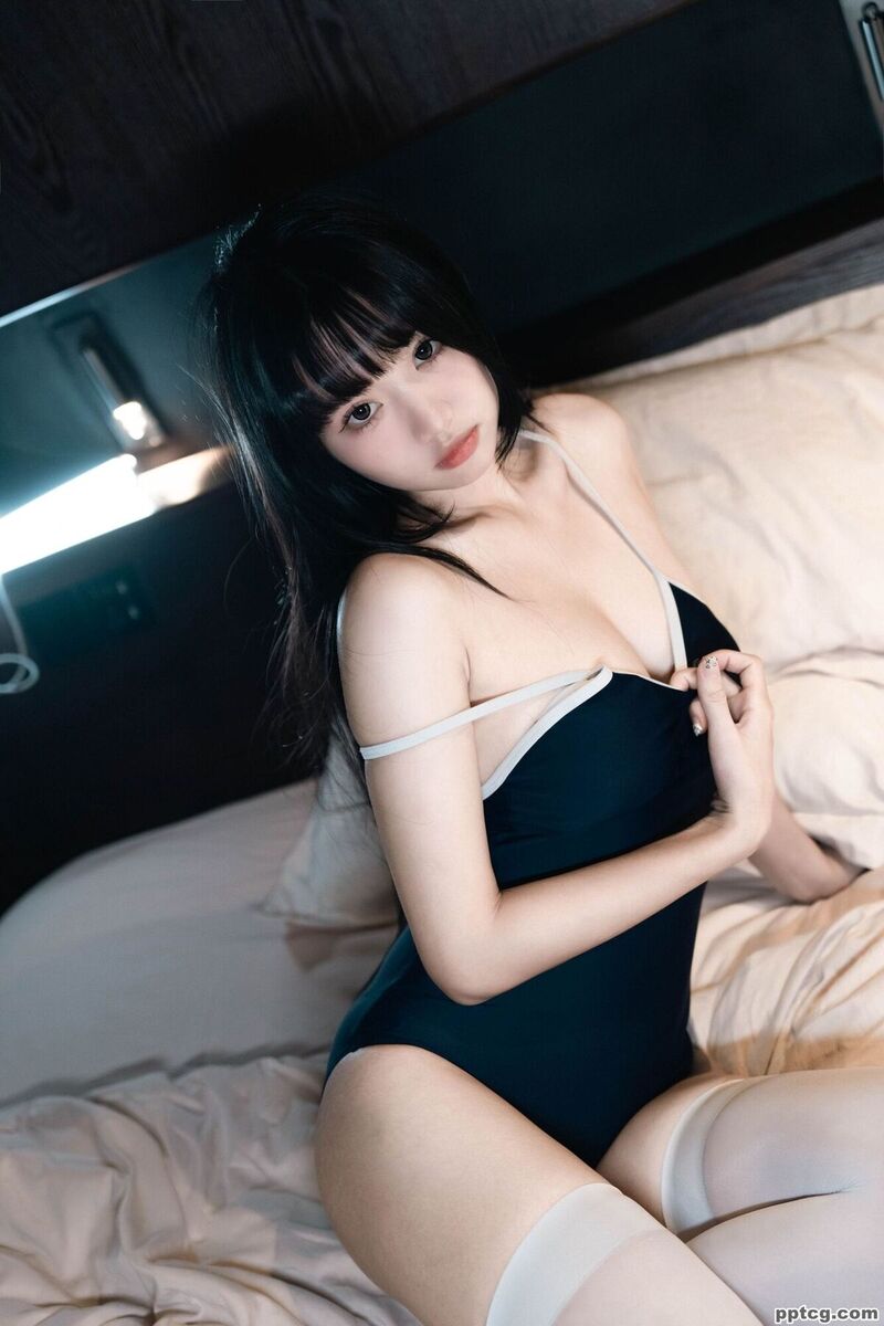 柒柒不可爱 白丝死库水