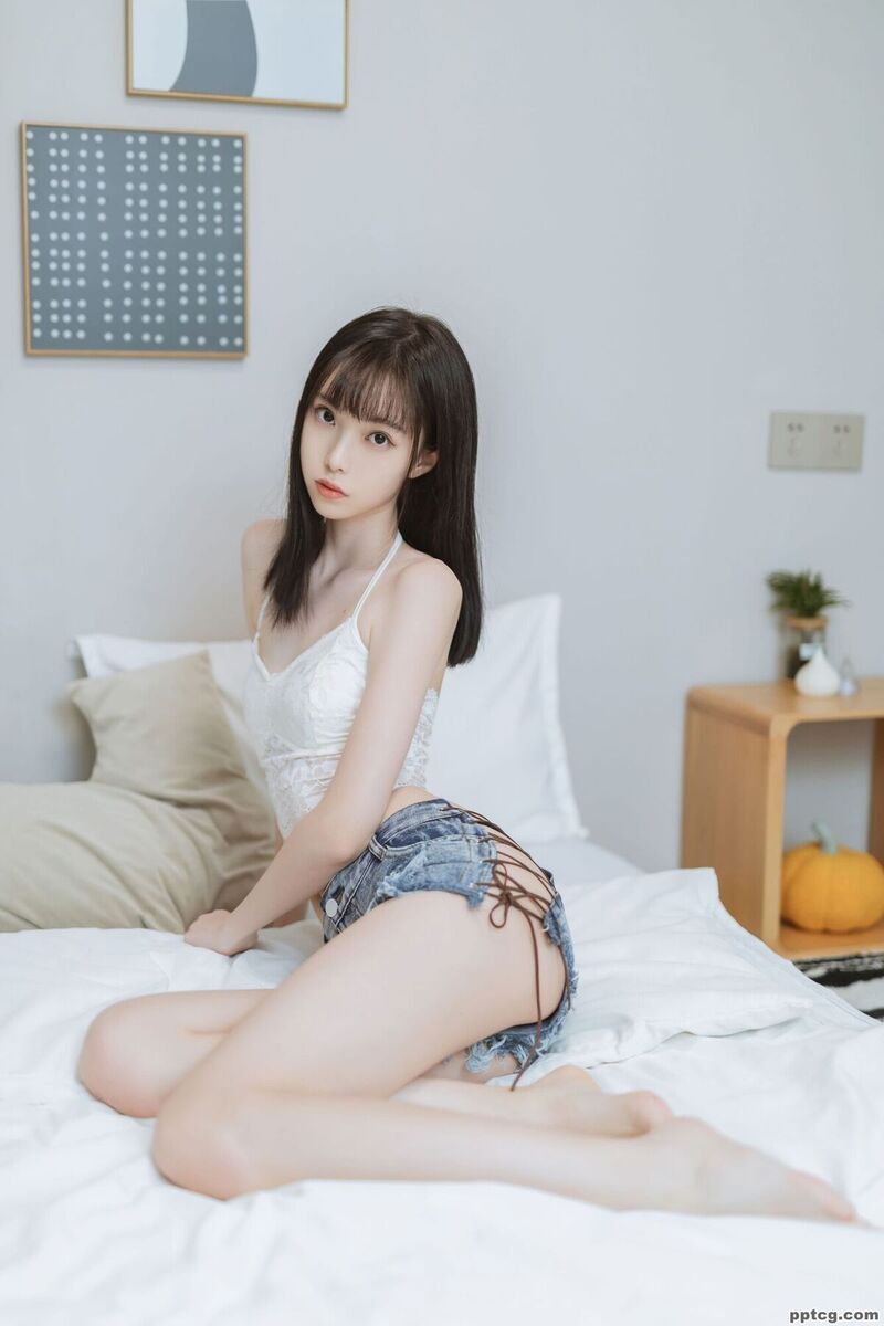 许岚 纯欲吊带 COS写真图集-皮皮兔动漫