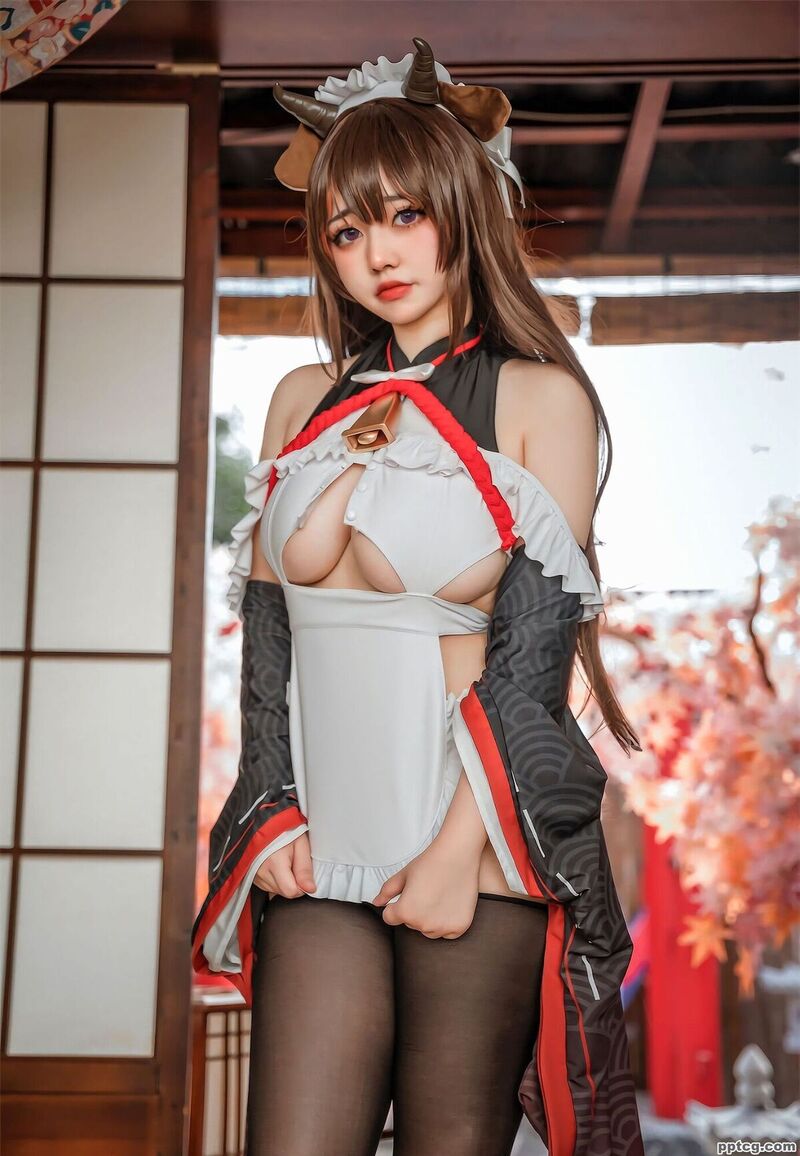 啊日日_Ganlory 碧蓝航线 迷糊女仆-奈奈COS 啊日日_Ganlory 碧蓝航线 迷糊女仆