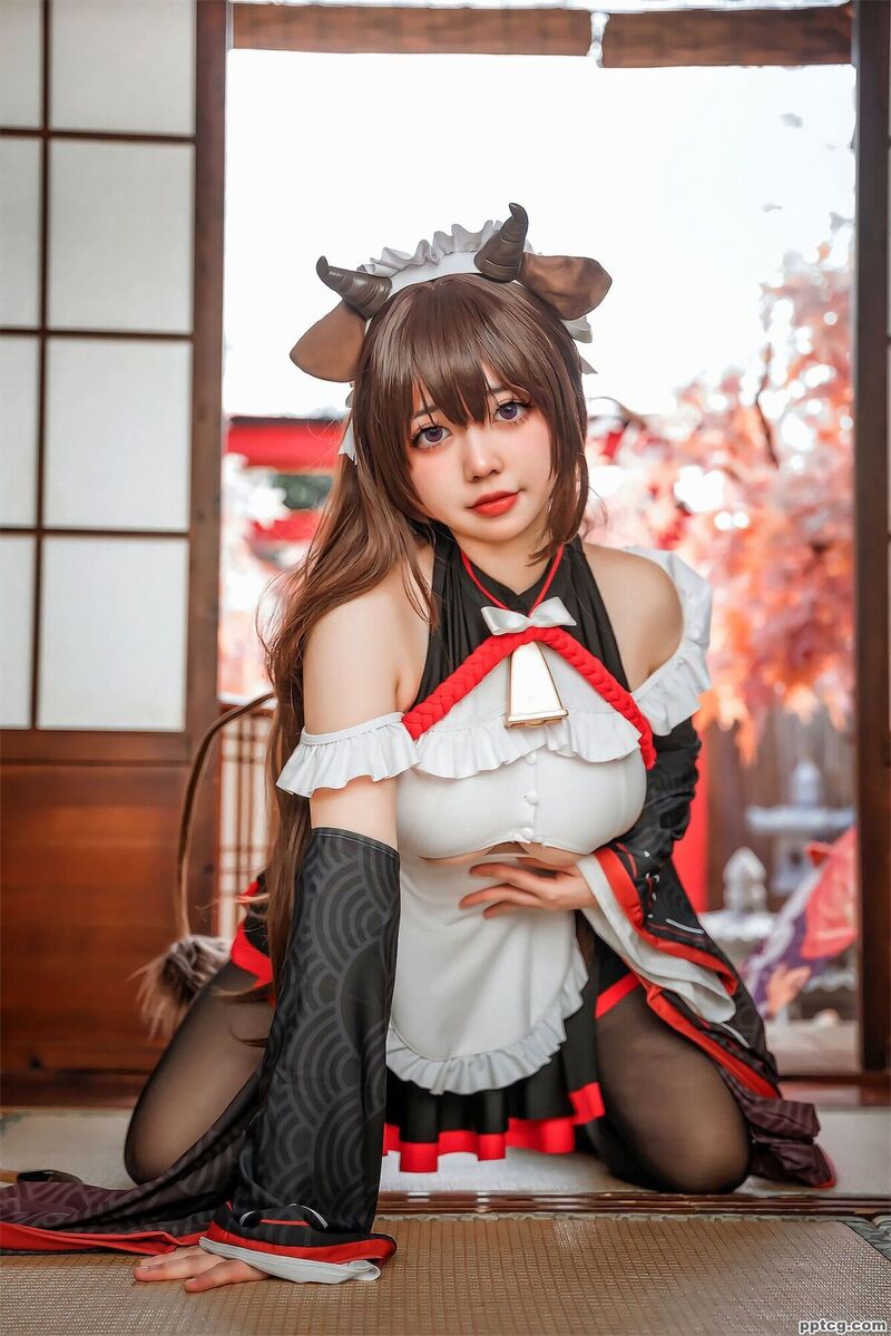 啊日日_Ganlory 碧蓝航线 迷糊女仆-奈奈COS 啊日日_Ganlory 碧蓝航线 迷糊女仆