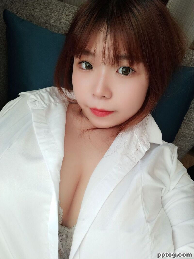 无颜小天使wy OL今天的颜颜也不想加班-奈奈COS 无颜小天使wy OL今天的颜颜也不想加班
