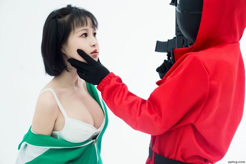 晕崽 碰糖游戏-奈奈COS 晕崽 碰糖游戏