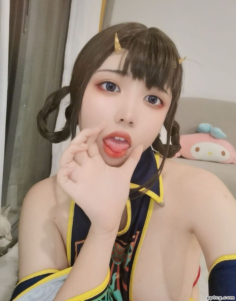 啊日日_Ganlory   小僵尸 COS写真图集-皮皮兔动漫