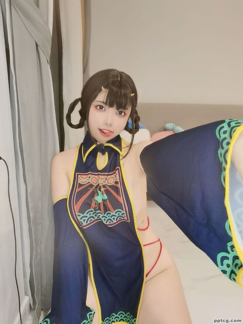 啊日日_Ganlory 小僵尸-奈奈COS 啊日日_Ganlory 小僵尸