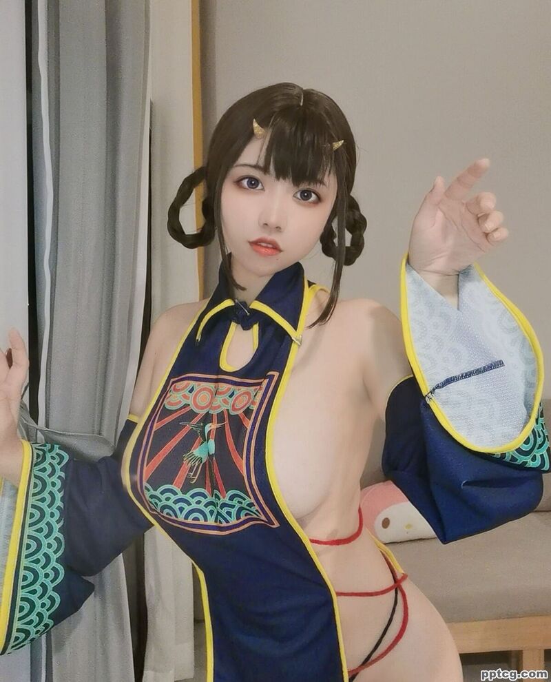 啊日日_Ganlory 小僵尸-奈奈COS 啊日日_Ganlory 小僵尸
