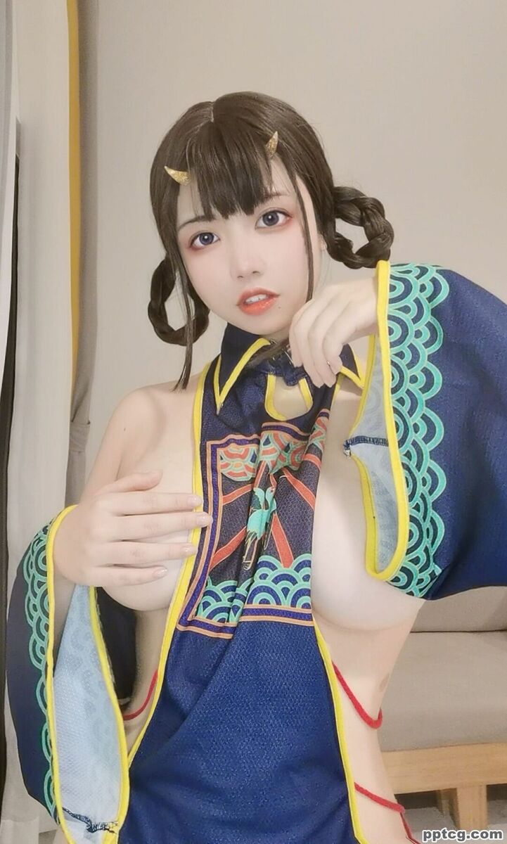 啊日日_Ganlory 小僵尸-奈奈COS 啊日日_Ganlory 小僵尸