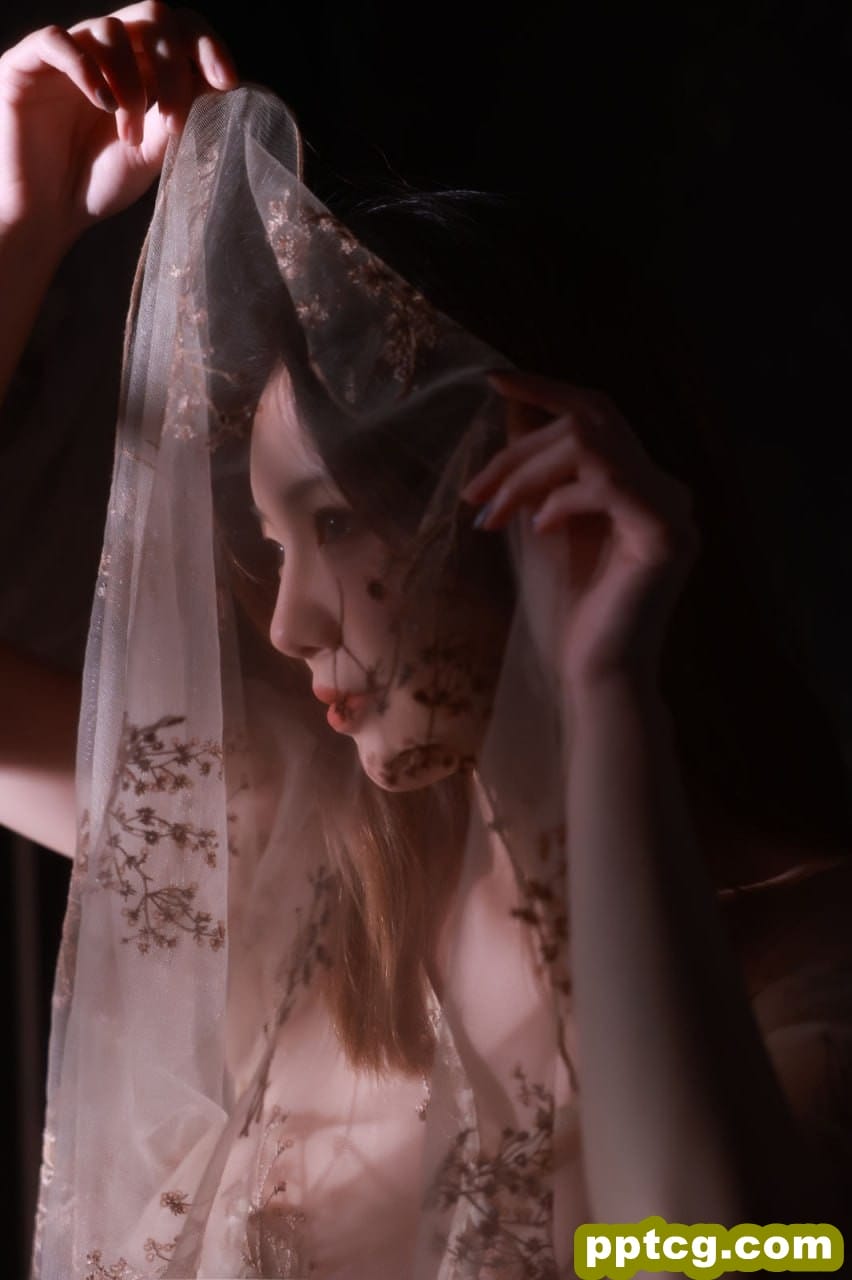 桃良阿宅 花束与影-奈奈COS 桃良阿宅 花束与影
