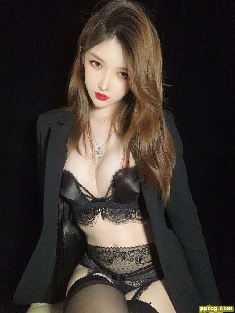 一小央泽 优雅的坏女人罢了-奈奈COS 一小央泽 优雅的坏女人罢了
