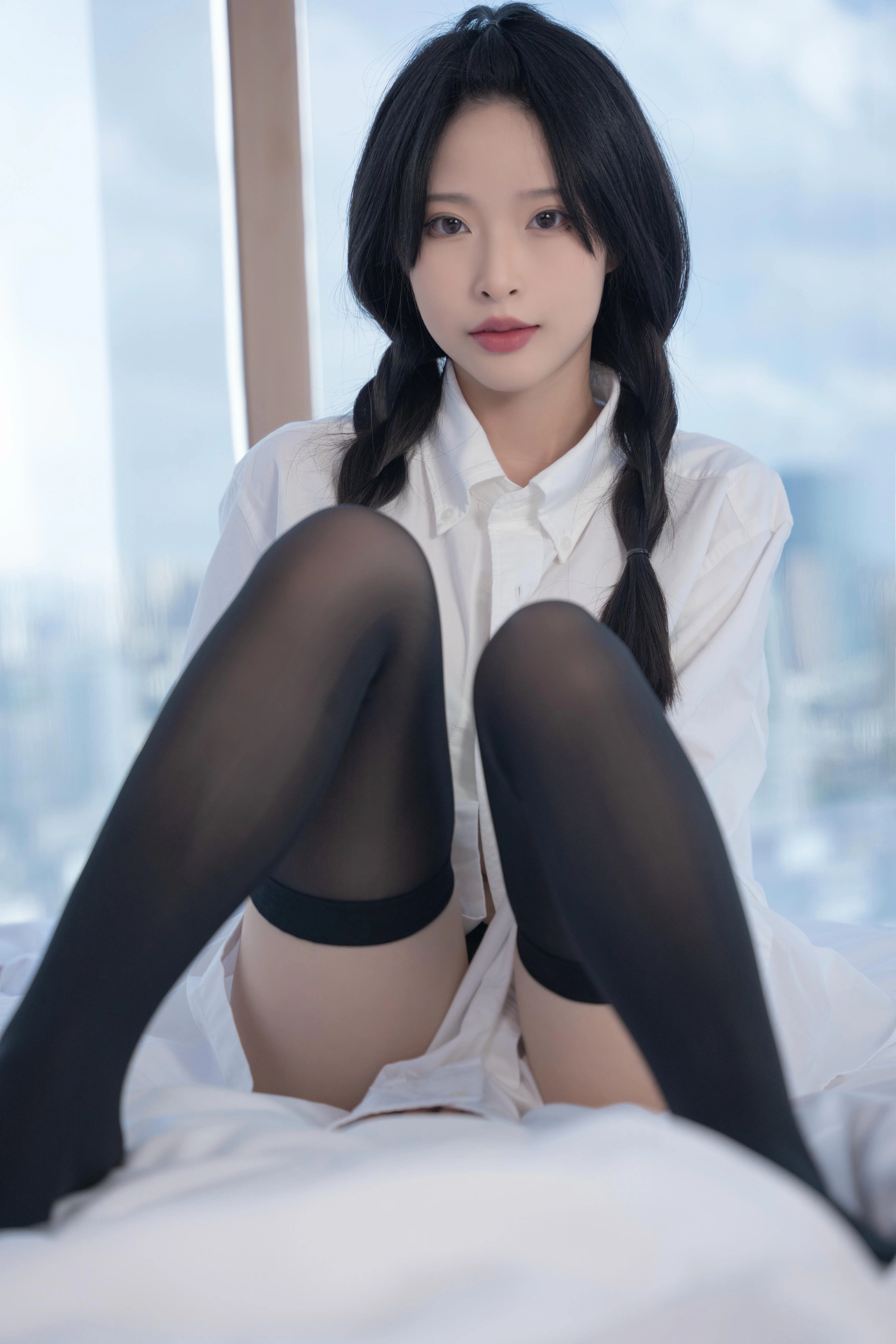 清水由乃 - 衬衣