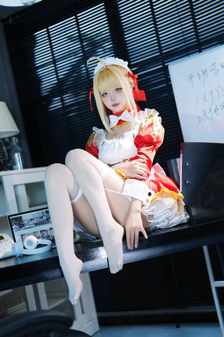 五更百鬼 - FGO：尼禄 女仆