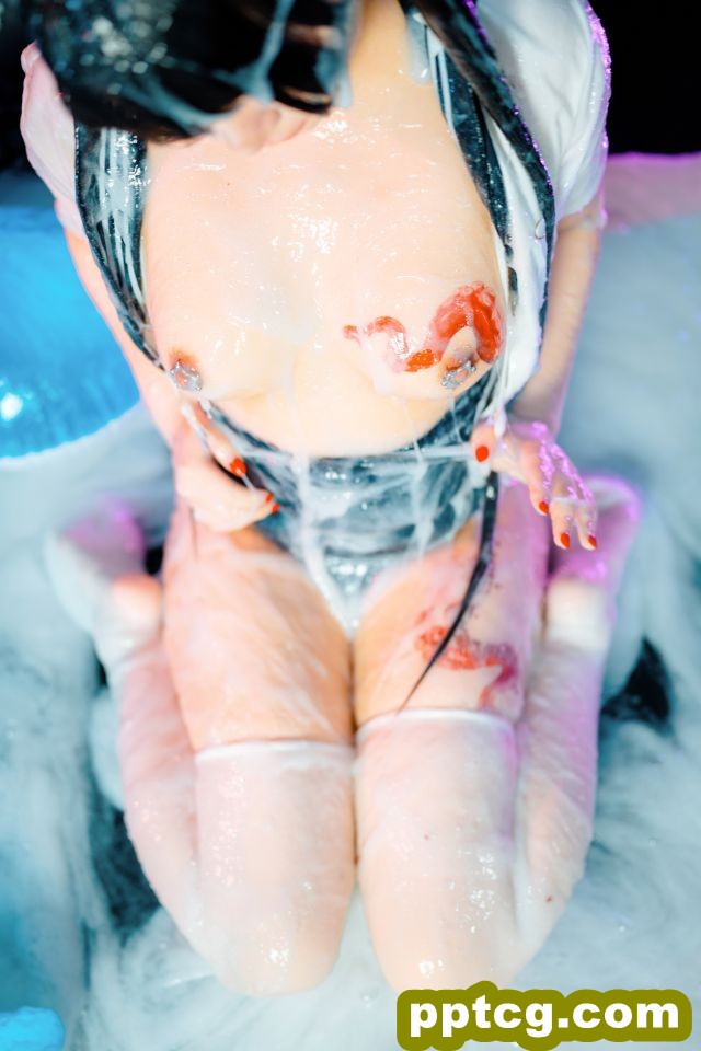 [写真套图]落落Raku – 邋遢小猫Messy Kitty