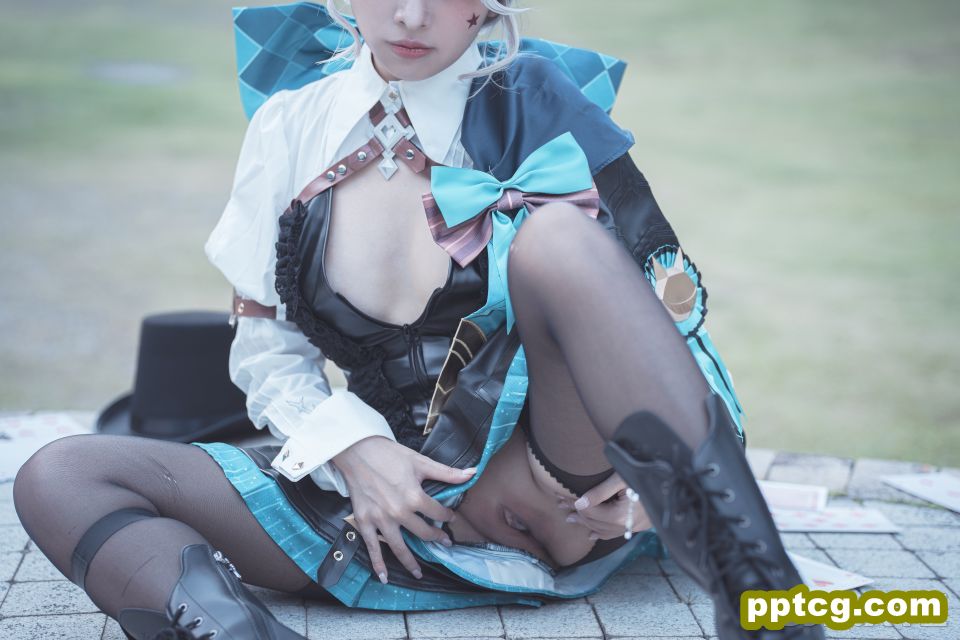 [写真套图]慕慕Momo – 原神 琳妮特