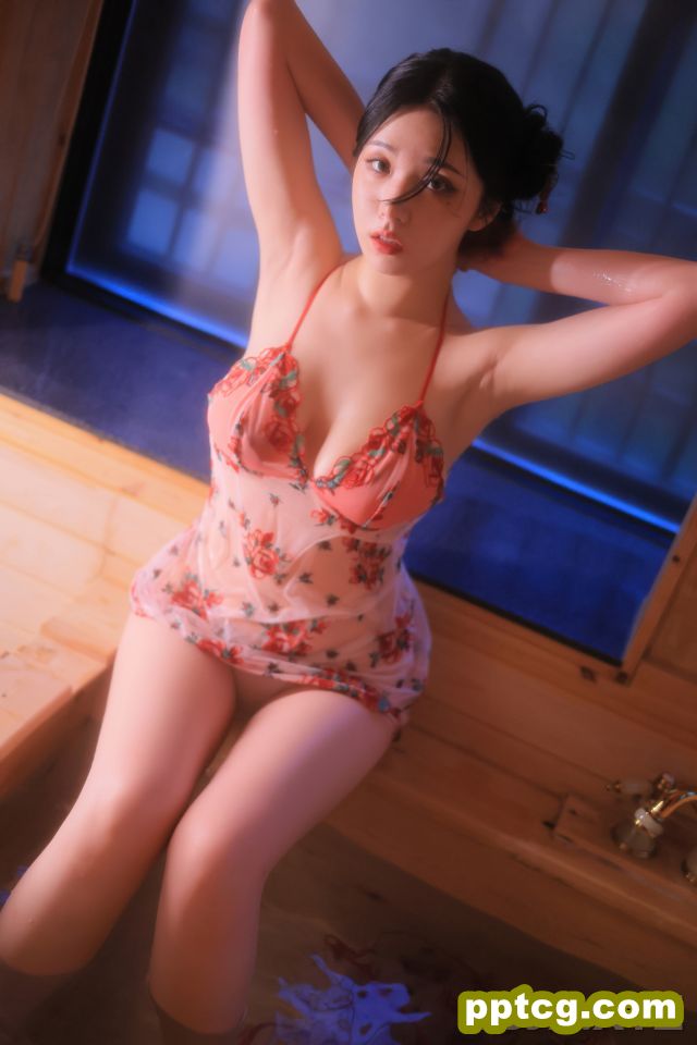 [写真套图]YeonWoo – Heat