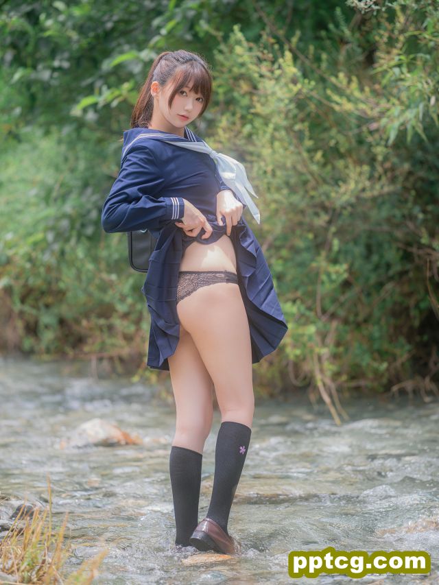 [写真套图]しずく(nagisa魔物喵) – 川で水遊び