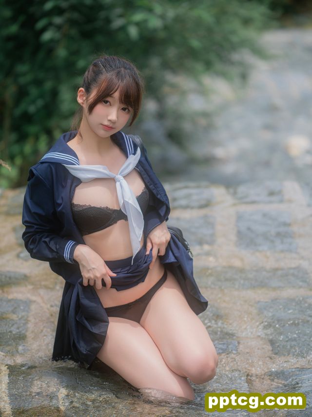 [写真套图]しずく(nagisa魔物喵) – 川で水遊び