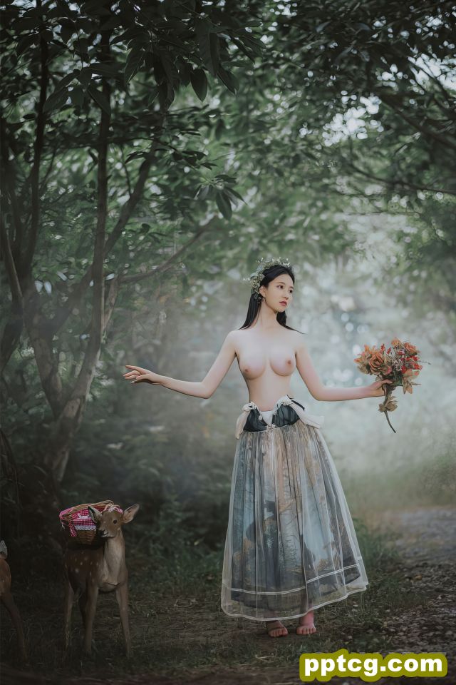 [写真套图]年年 – 爱丽丝仙境